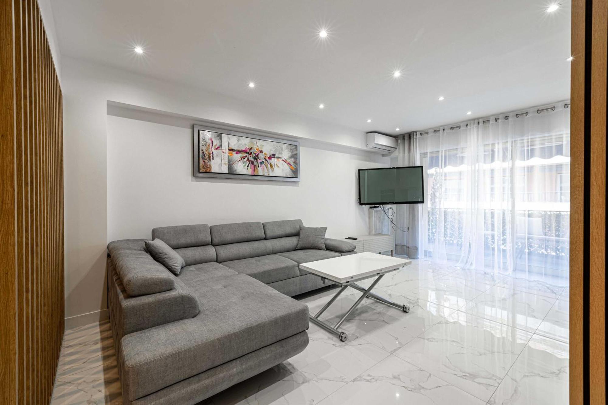 Gorgeous - Near - 2br-6p