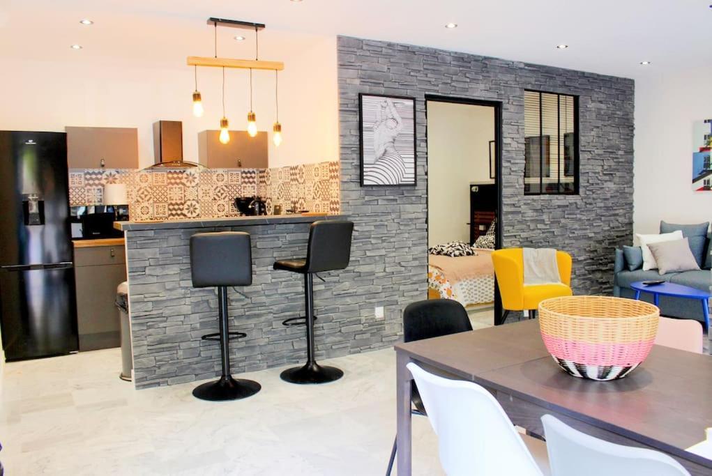 Hollywood, Moderne, Central, A 10 Min Des Plages Appartement Antibes