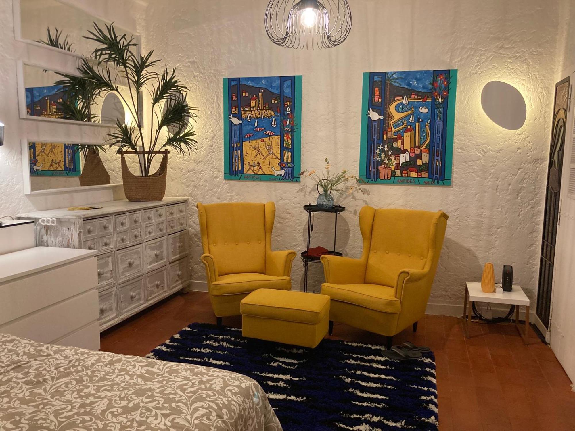 Picasso Walk Cosy Charm In Heart Of Old Town Ac And Wifi Apartment *