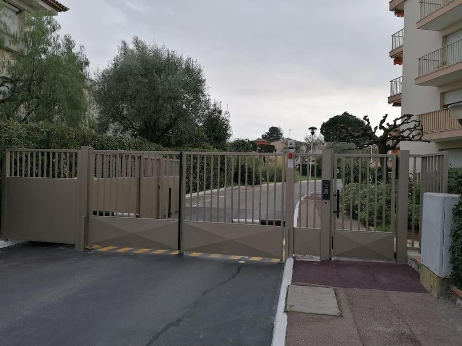 Avec Piscine De Copropriete *