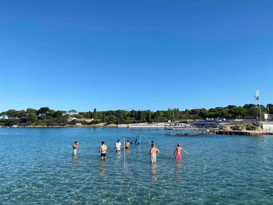 Charmingly Provencal In The Heart Of Old Antibes