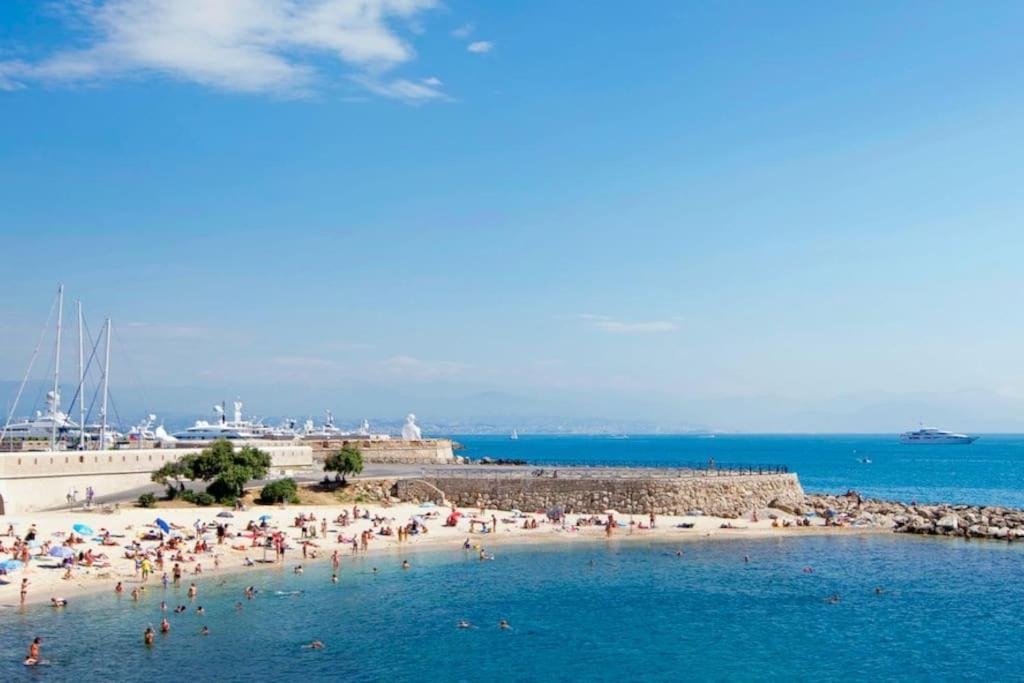 Charmingly Provencal In The Heart Of Old Antibes
