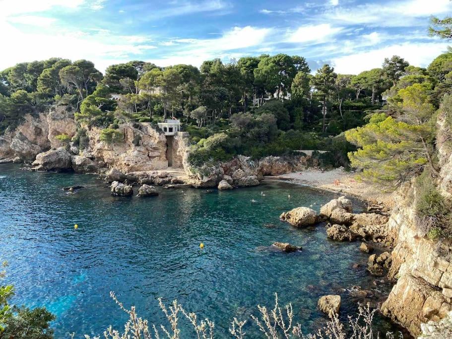 Charmingly Provencal In The Heart Of Old Apartment *
