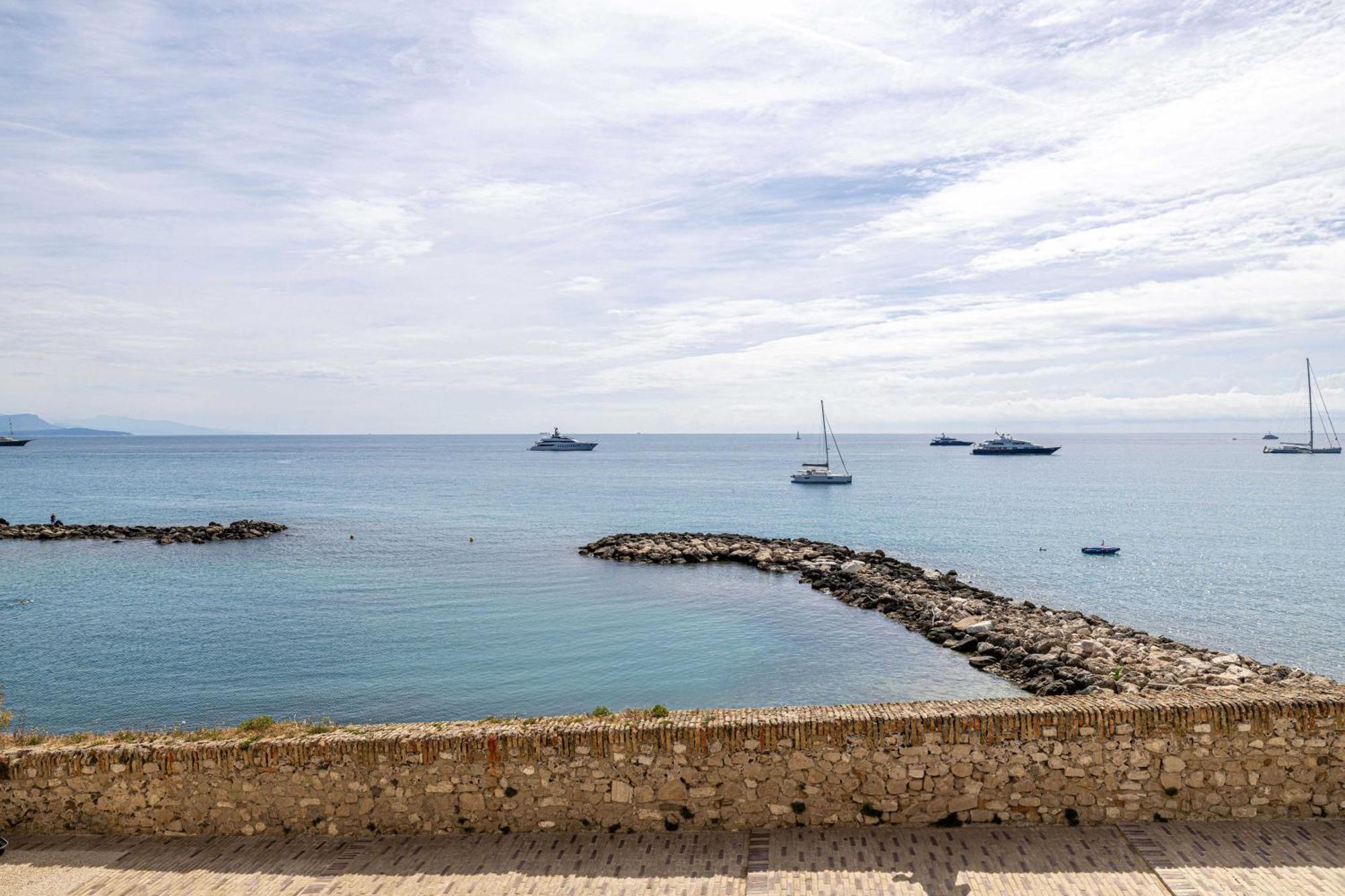 Apartment Modern And Charming With Sea View - Centre *