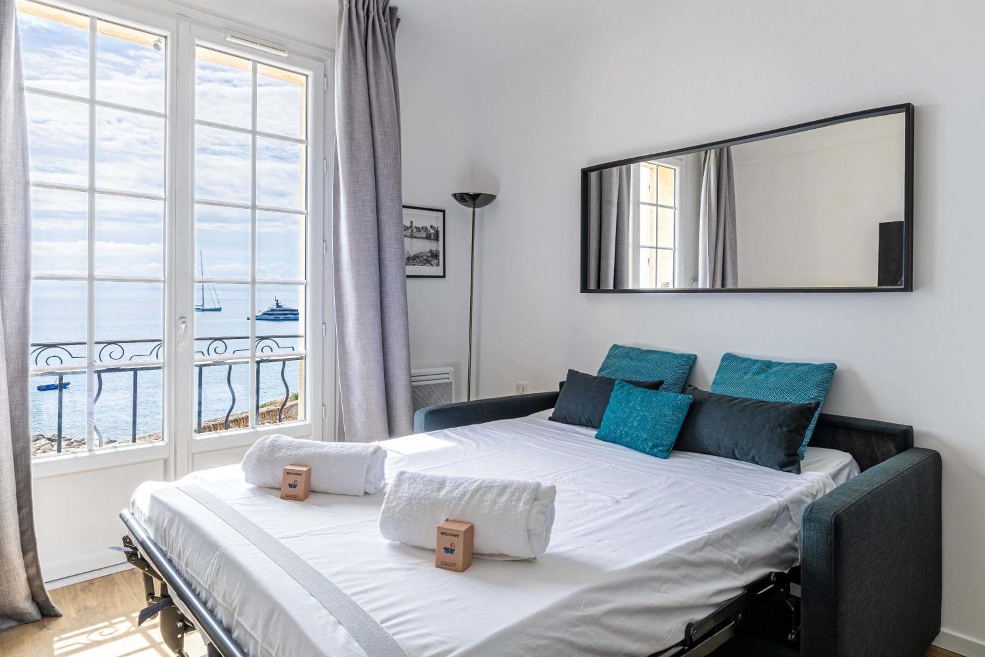 Apartment Modern And Charming With Sea View - Centre