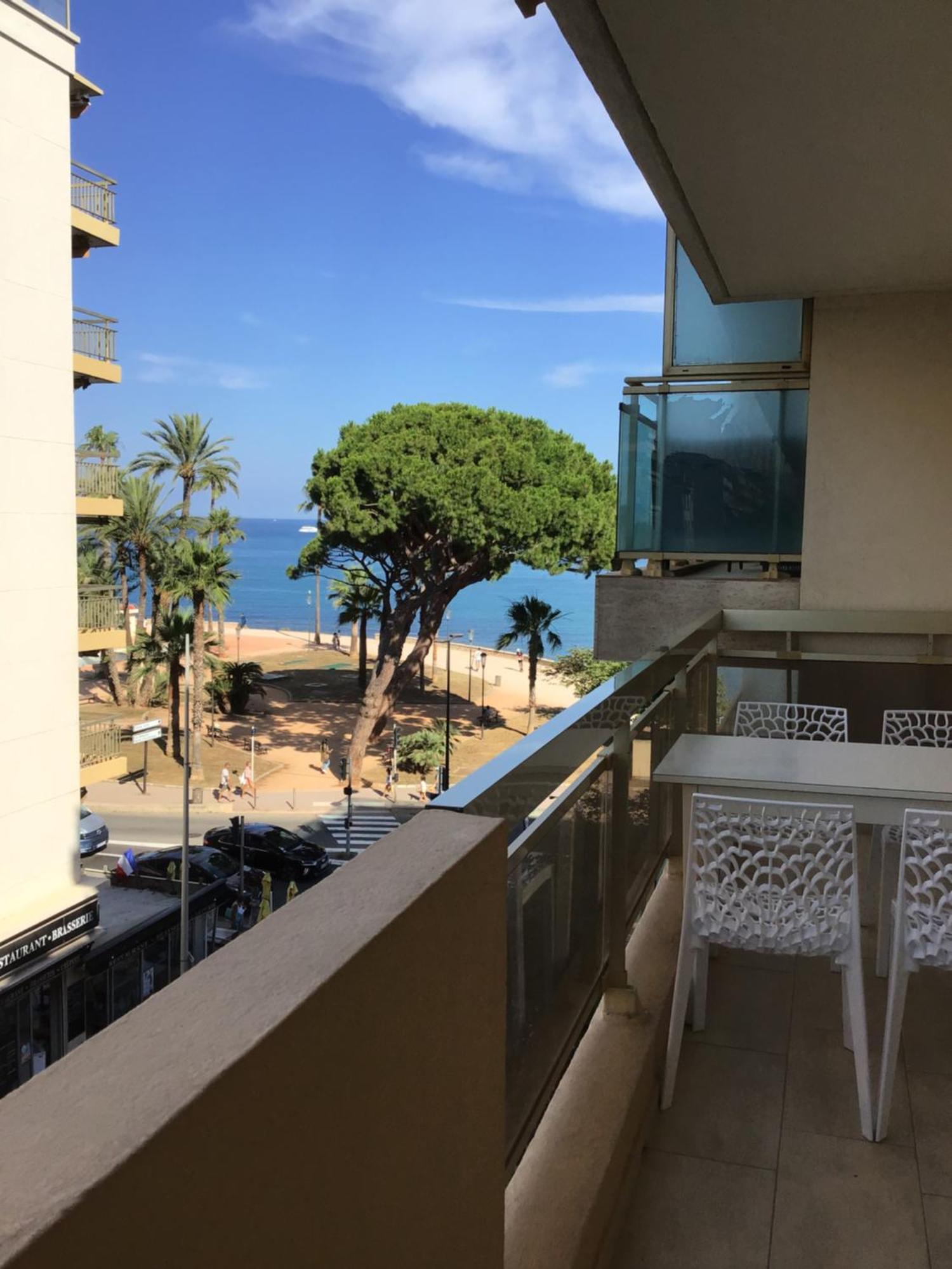 Foch - 100 M De La Mer - 500 M Centre Apartment *