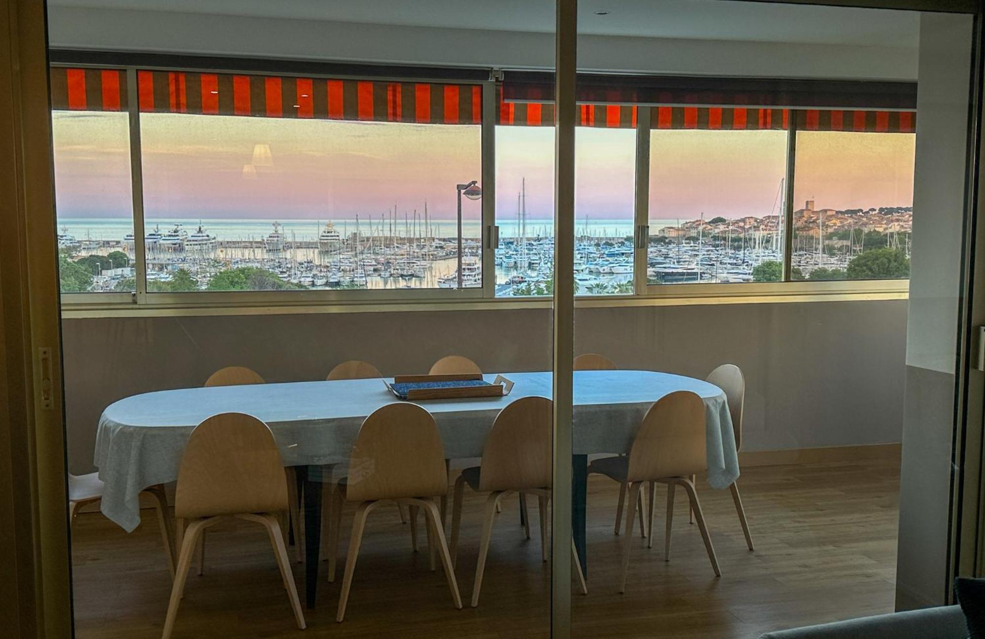 Apartamento Rooftop, Sea View, Facing The Harbor, Near Center And *
