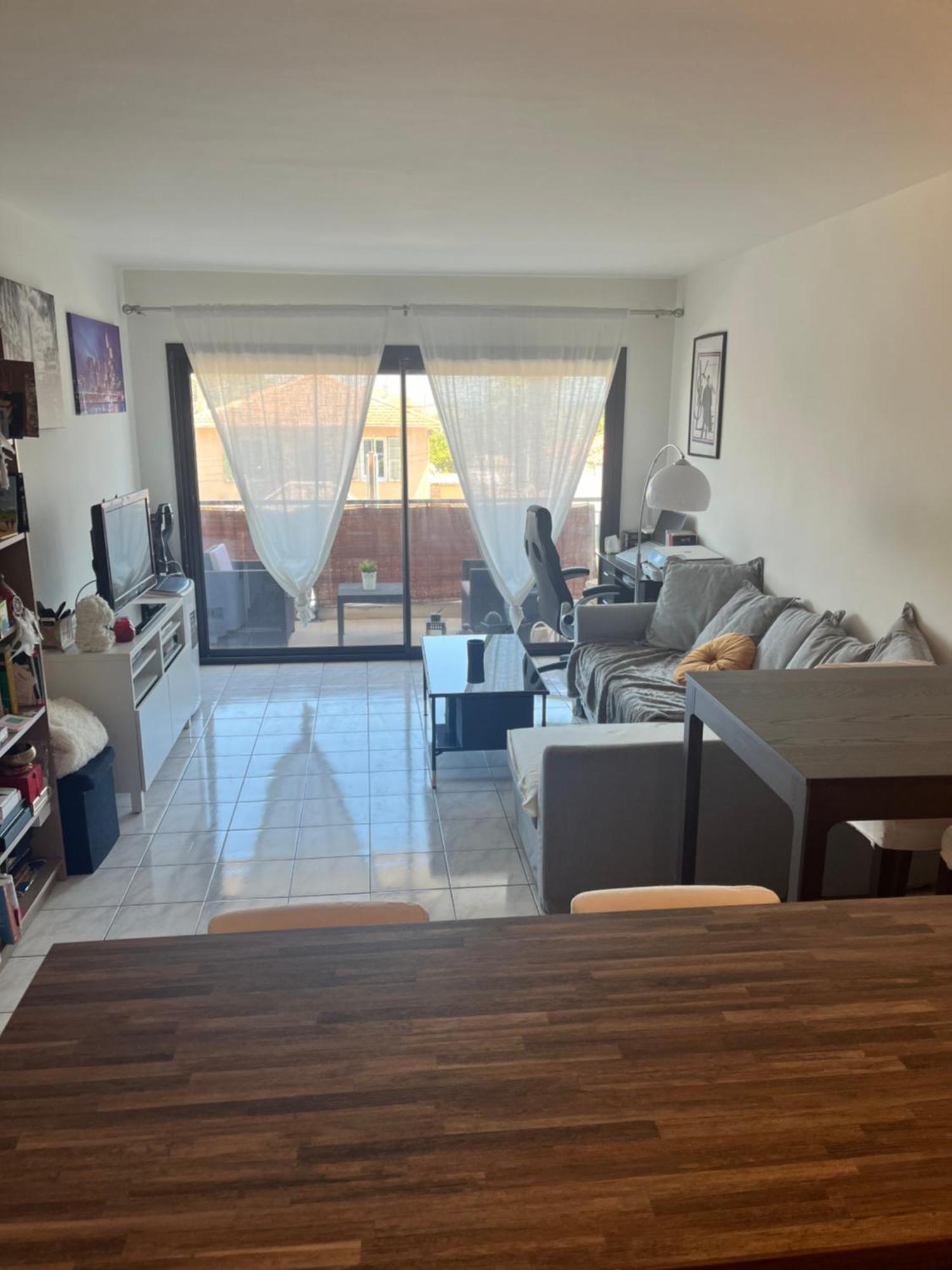 Apartment Agreable Salon,Chambre Privatif Devant La Mer Avec Parking