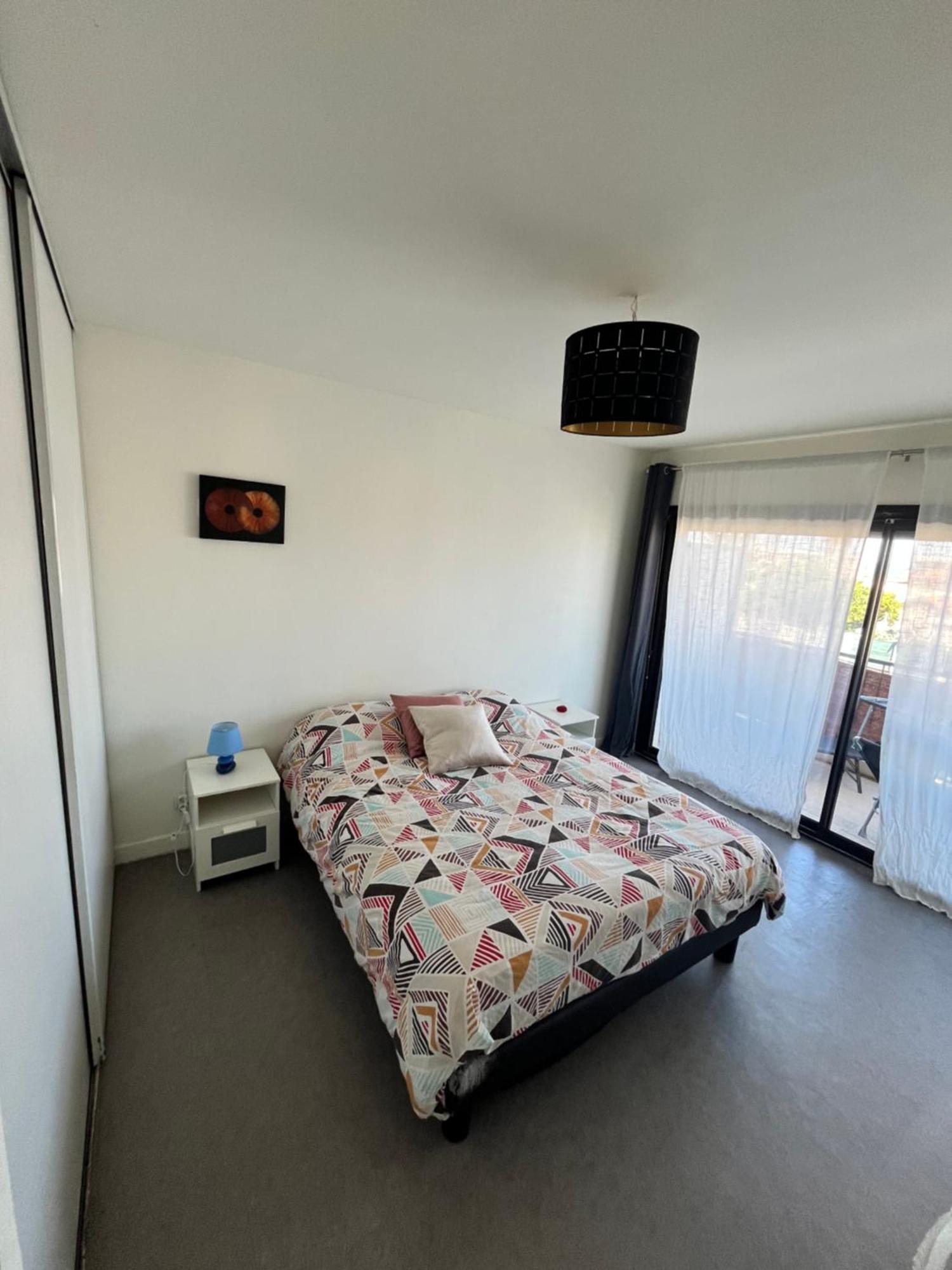 Agreable Salon,Chambre Privatif Devant La Mer Avec Parking