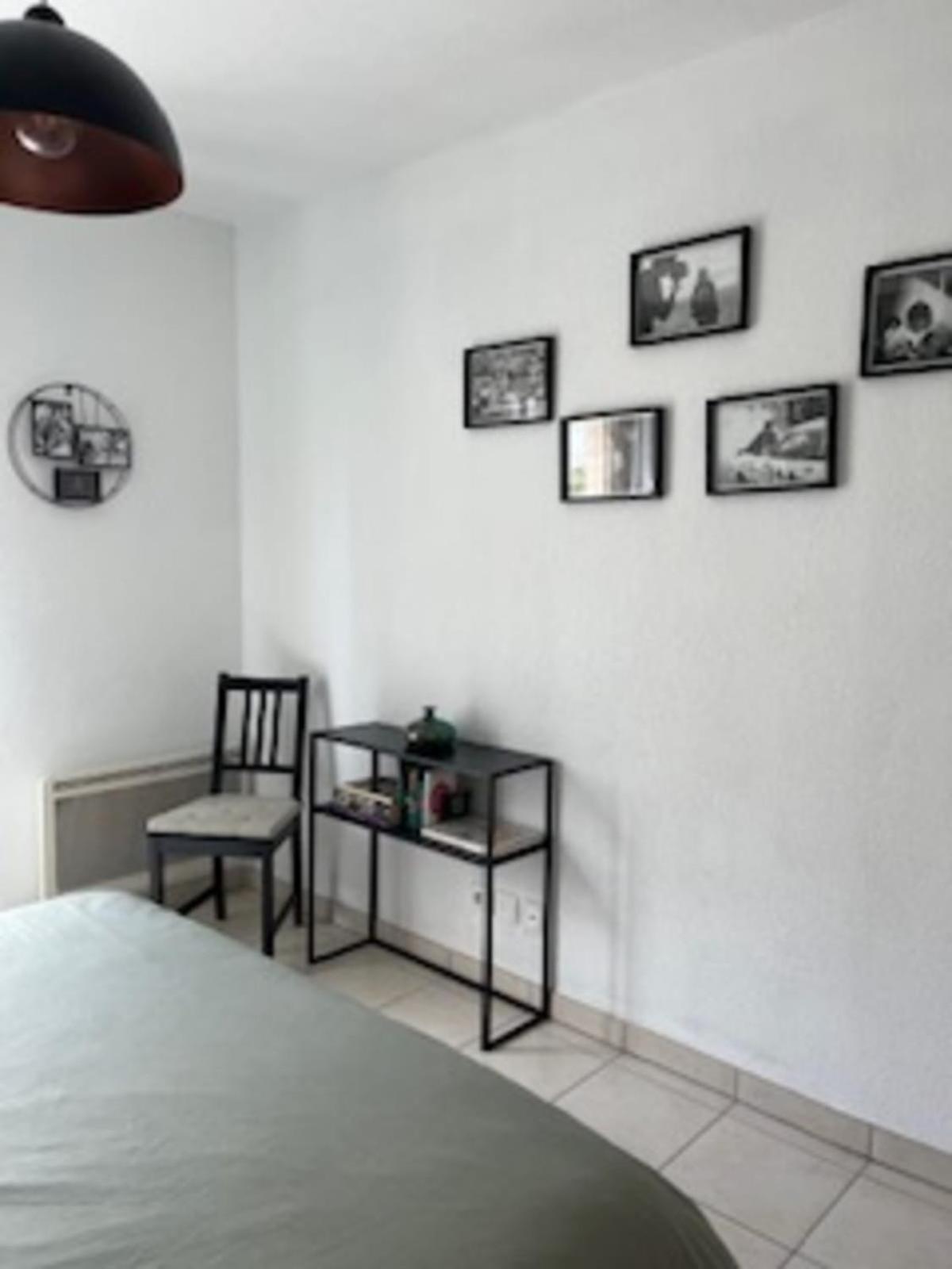 Apartment Comfortable With 2 Balconies