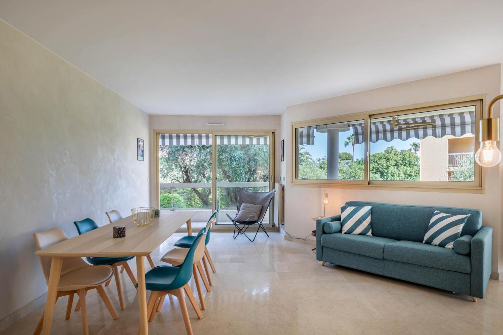 Tanit Piscine, 6 Couchages, Parking *
