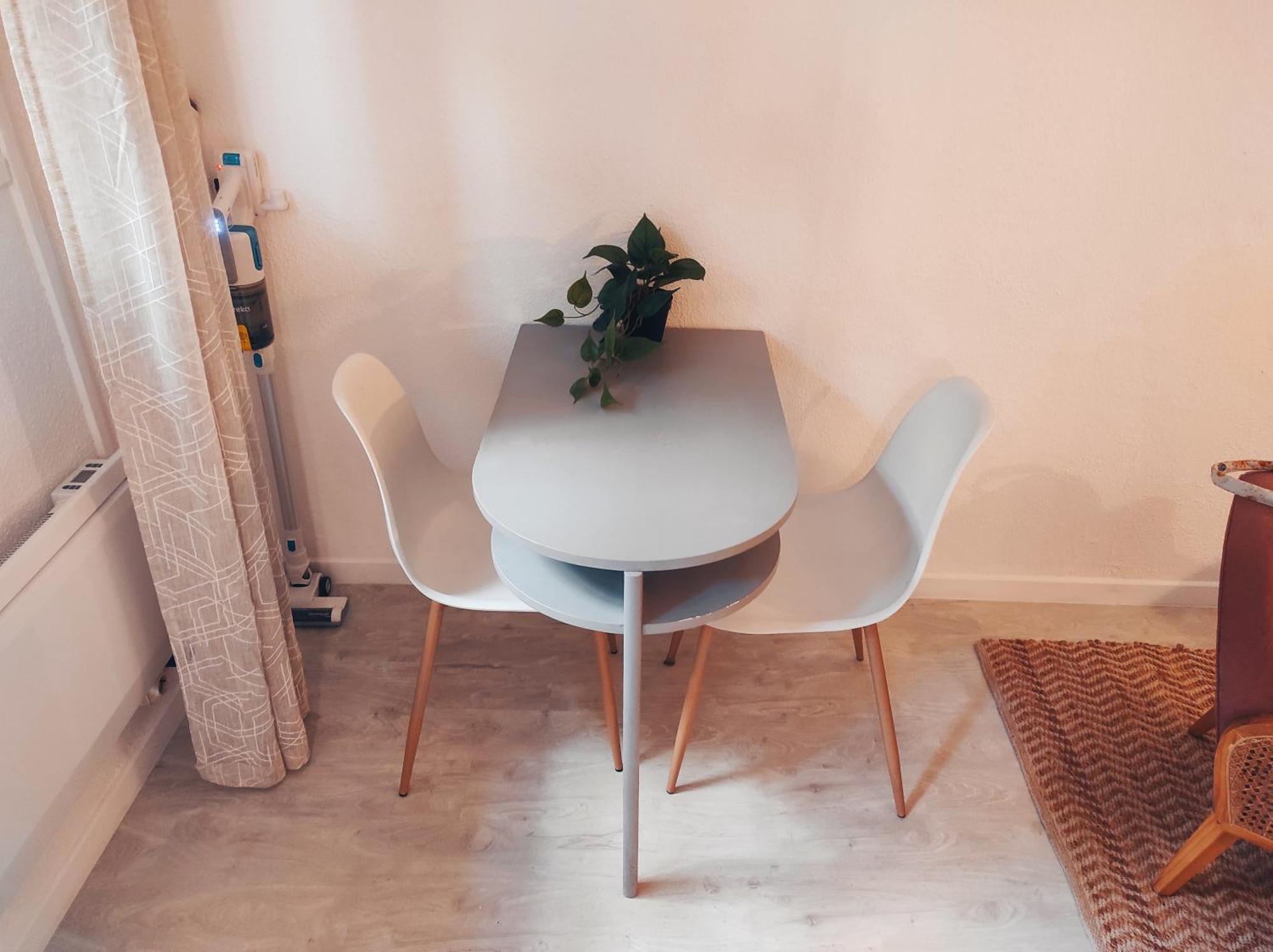 Apartment Cosy - 5 Minute Walk To Beach *