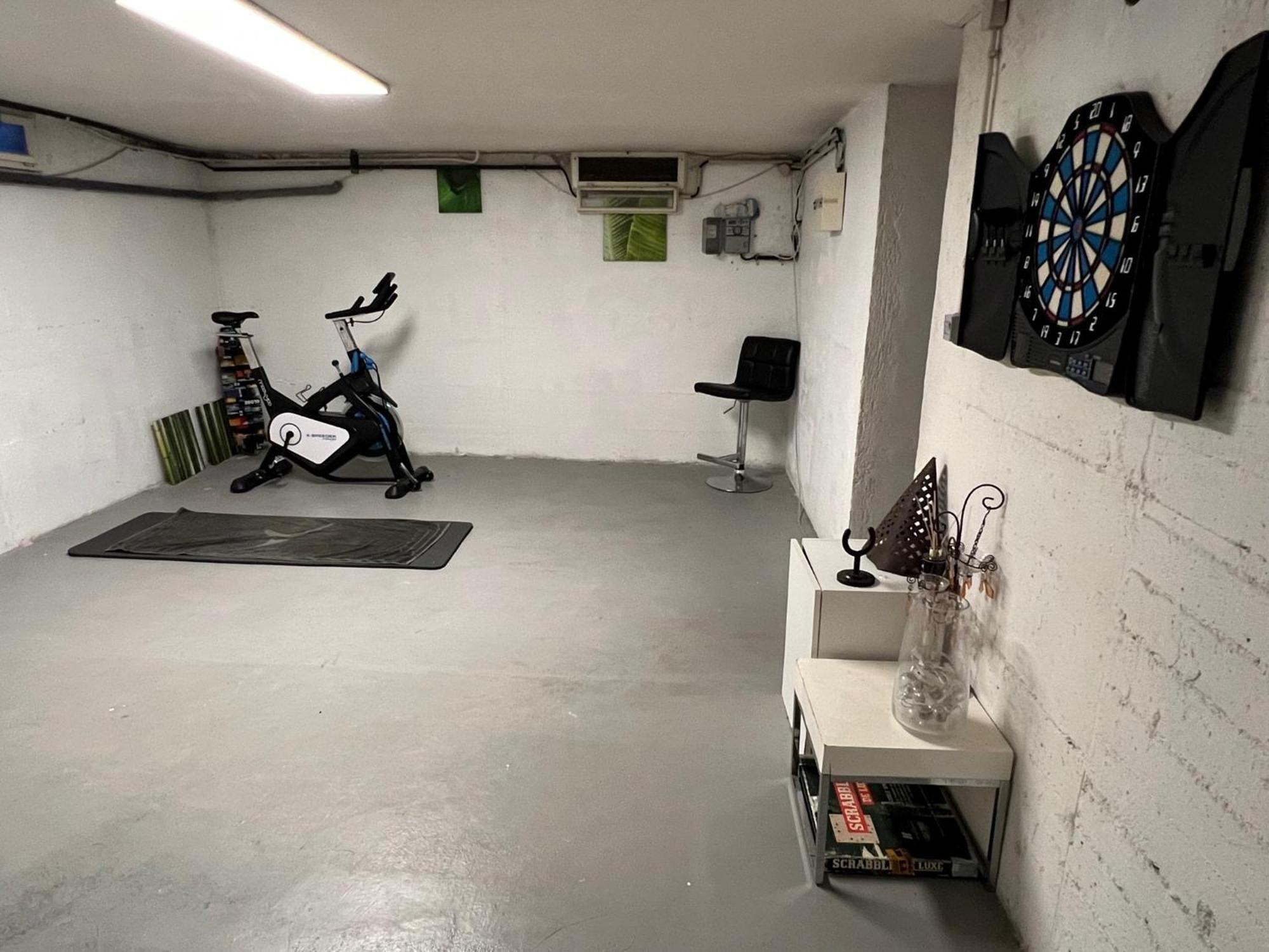 Maison Dans Avec Piscine Et Tennis *
