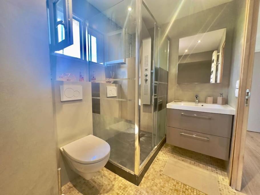 Villa Avec Piscine Privee A - Cote D'azur *
