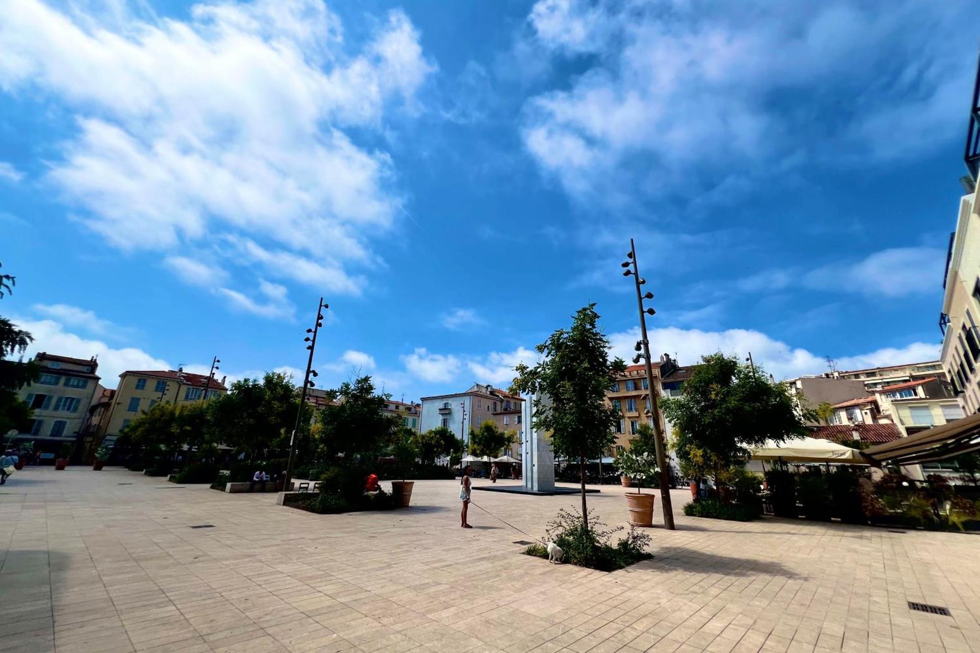 Old - 4 Beds - Private Parking Apartamento *
