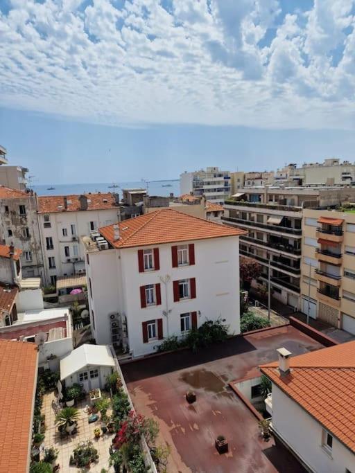 3p Vue Centre Apartment *