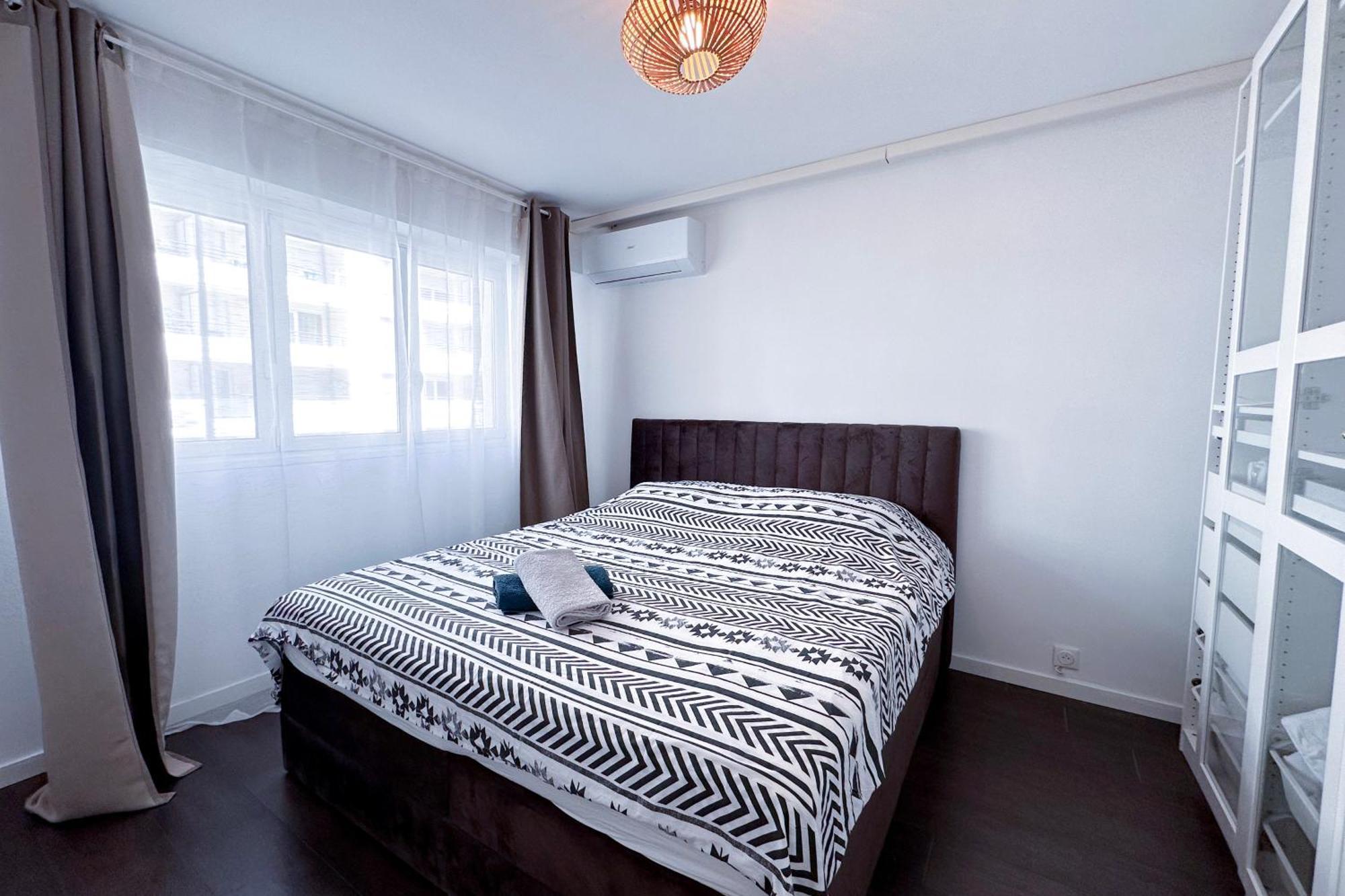 Poincare 4 - Lumineux, Renove, Et Calme A Juan Les Pins Apartment Antibes
