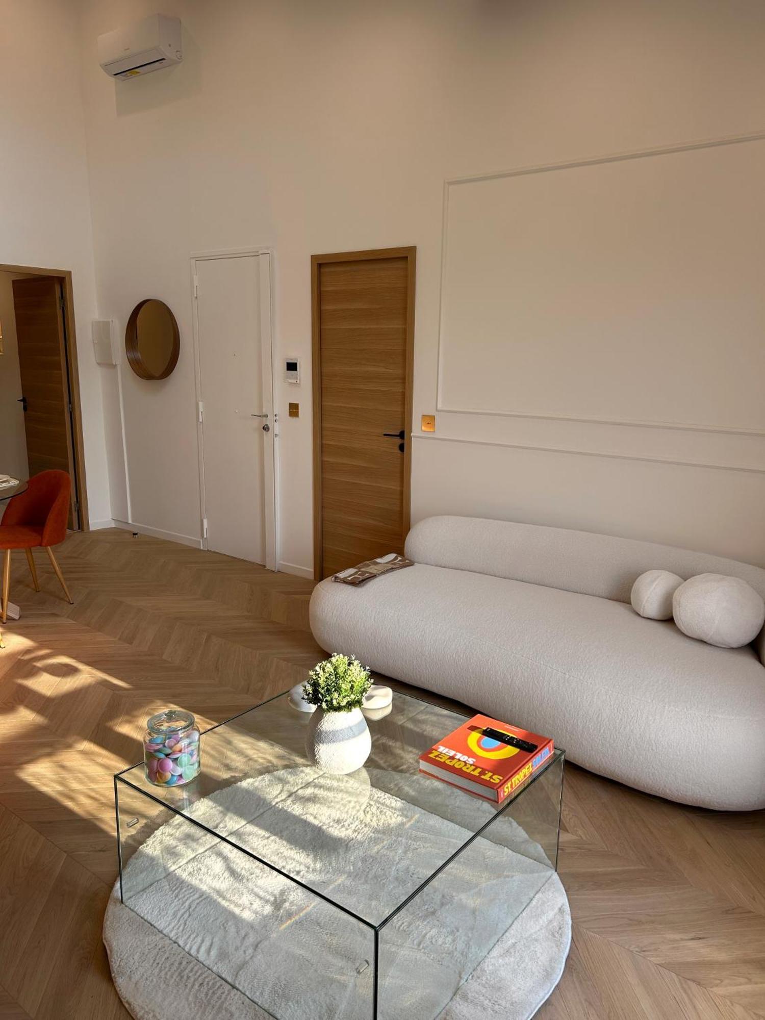 Luxueux Duplex Au Coeur Du Vieil
