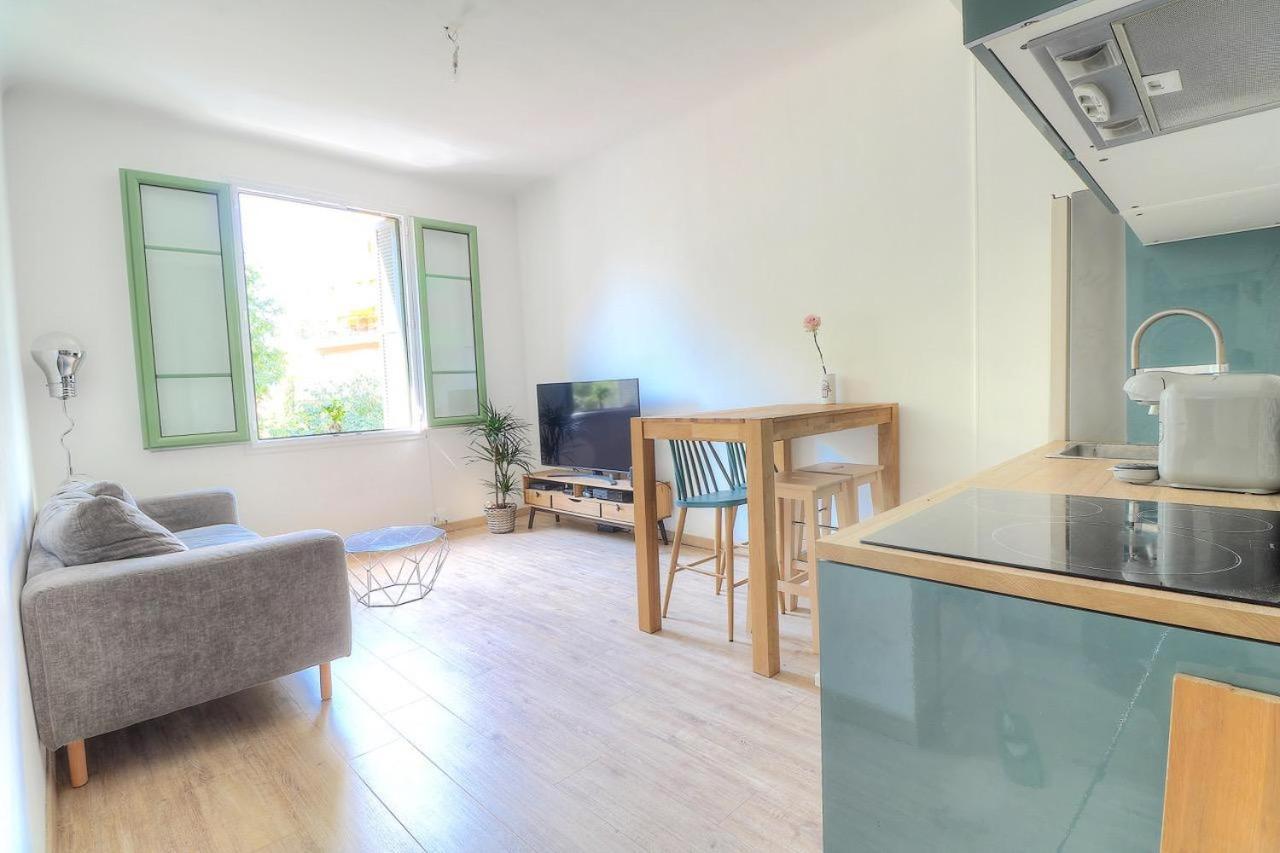 Joli En Bord De Apartment