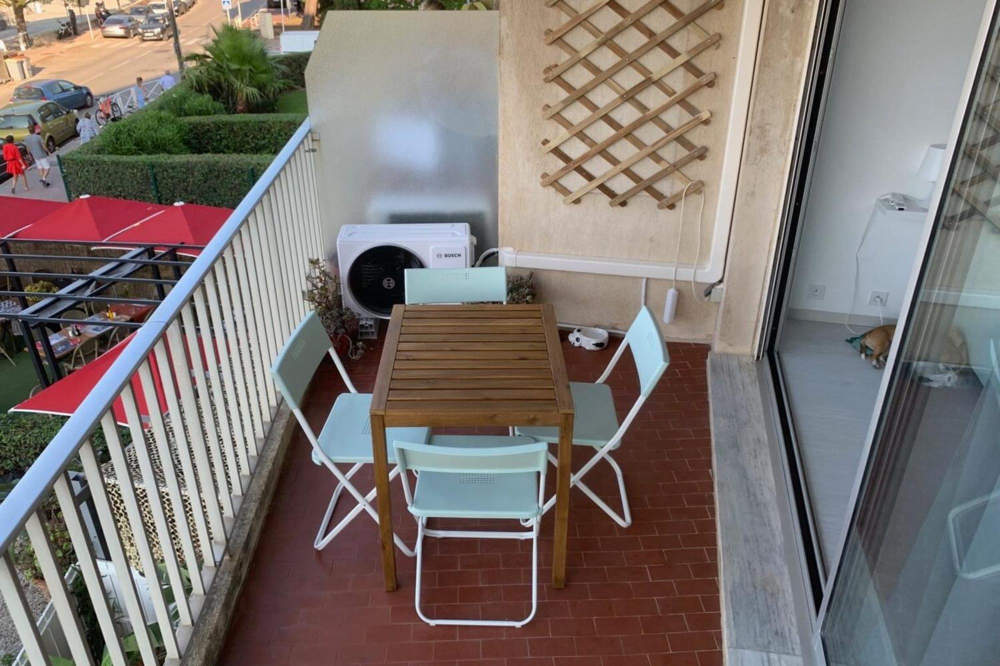 06at1 - Cosy Seaside In An Ideal Location *
