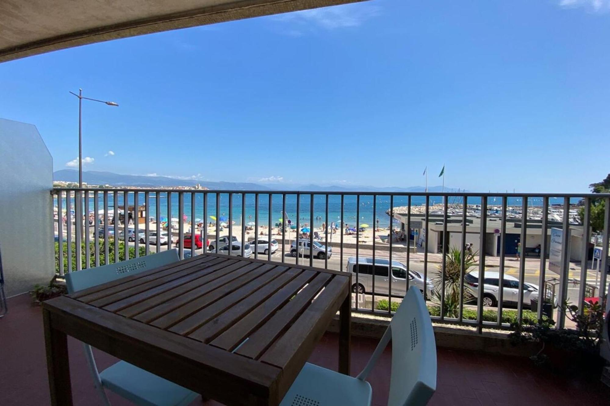 Apartment 06at1 - Cosy Seaside In An Ideal Location *