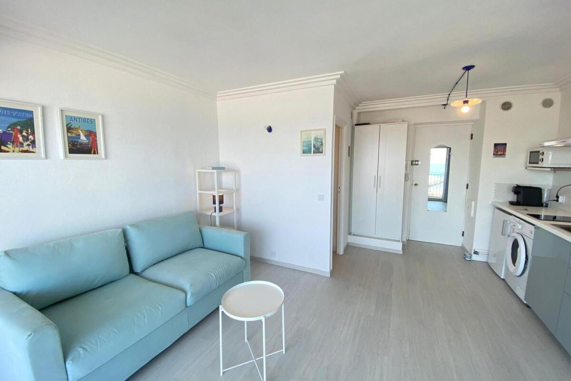 06at1 - Cosy Seaside In An Ideal Location