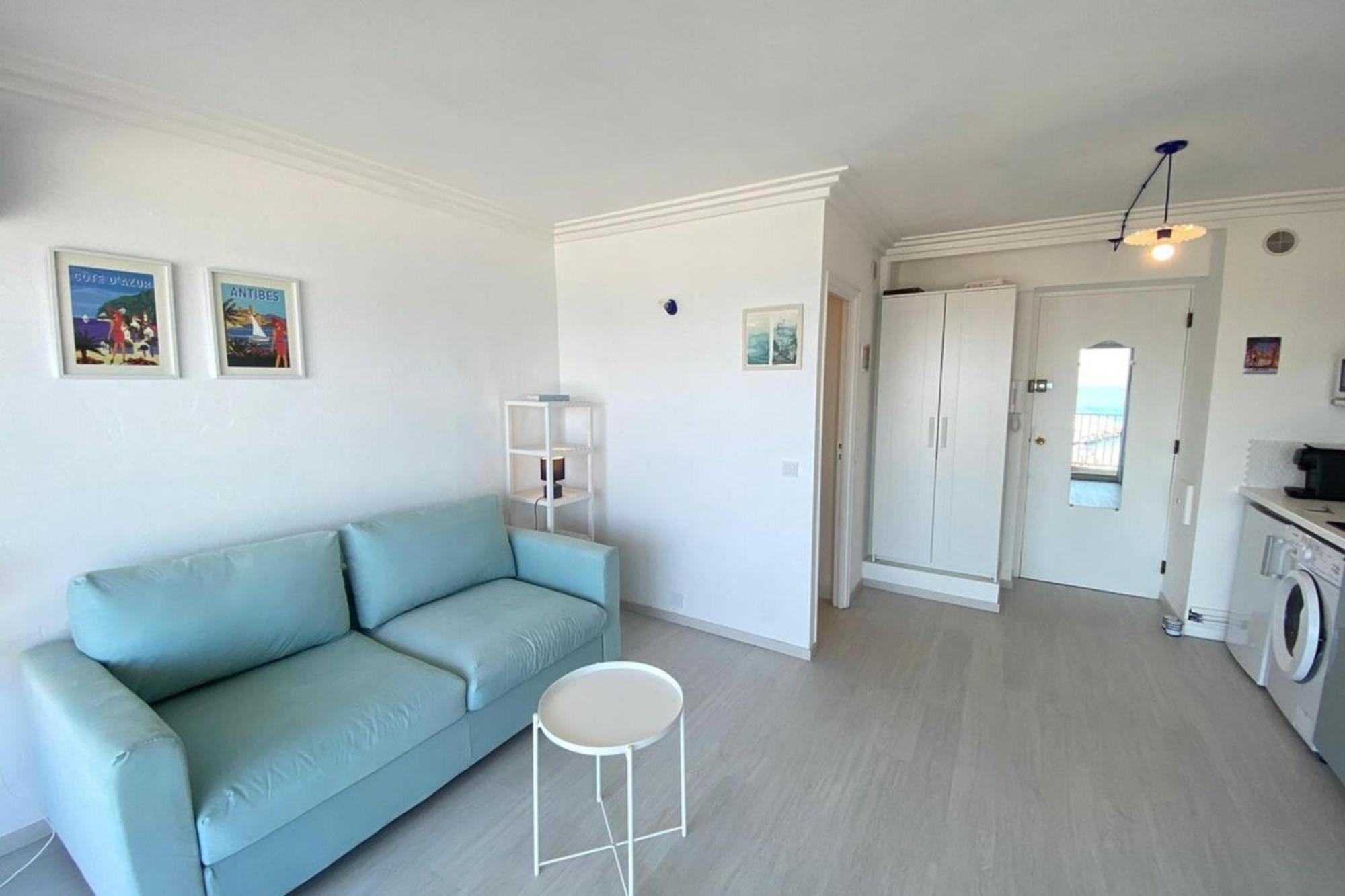 06at1 - Cosy Seaside In An Ideal Location *
