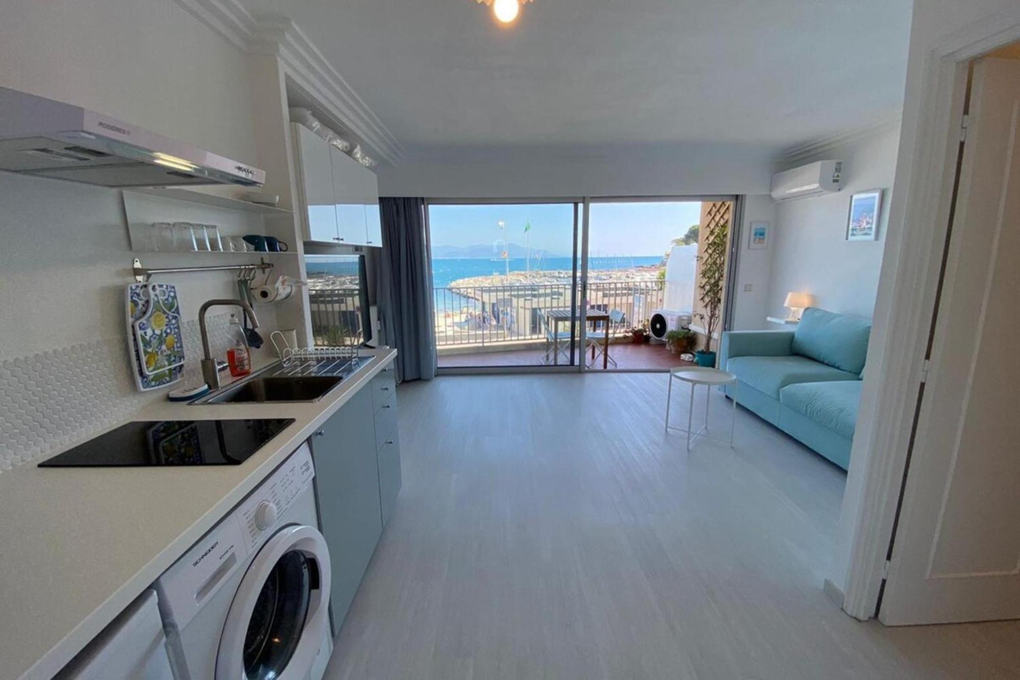 06at1 - Cosy Seaside In An Ideal Location Apartment
