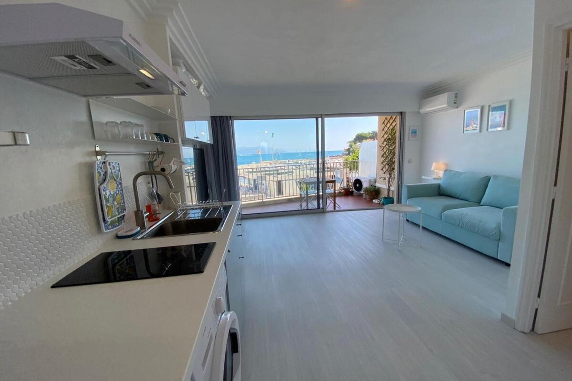 06at1 - Cosy Seaside In An Ideal Location *