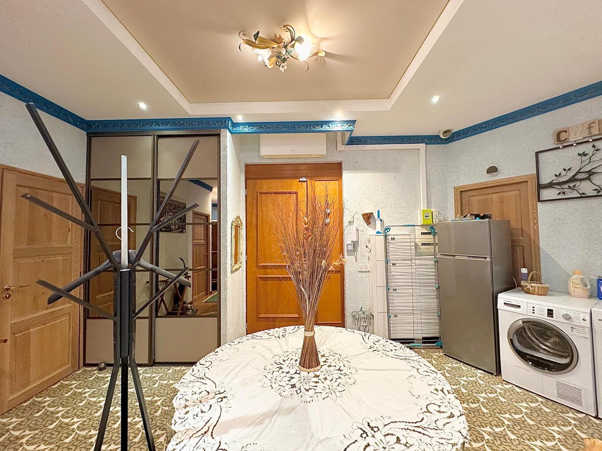 3 Pieces 100m2 Balcon Centre Juan 2 Pas Des Plages Apartment