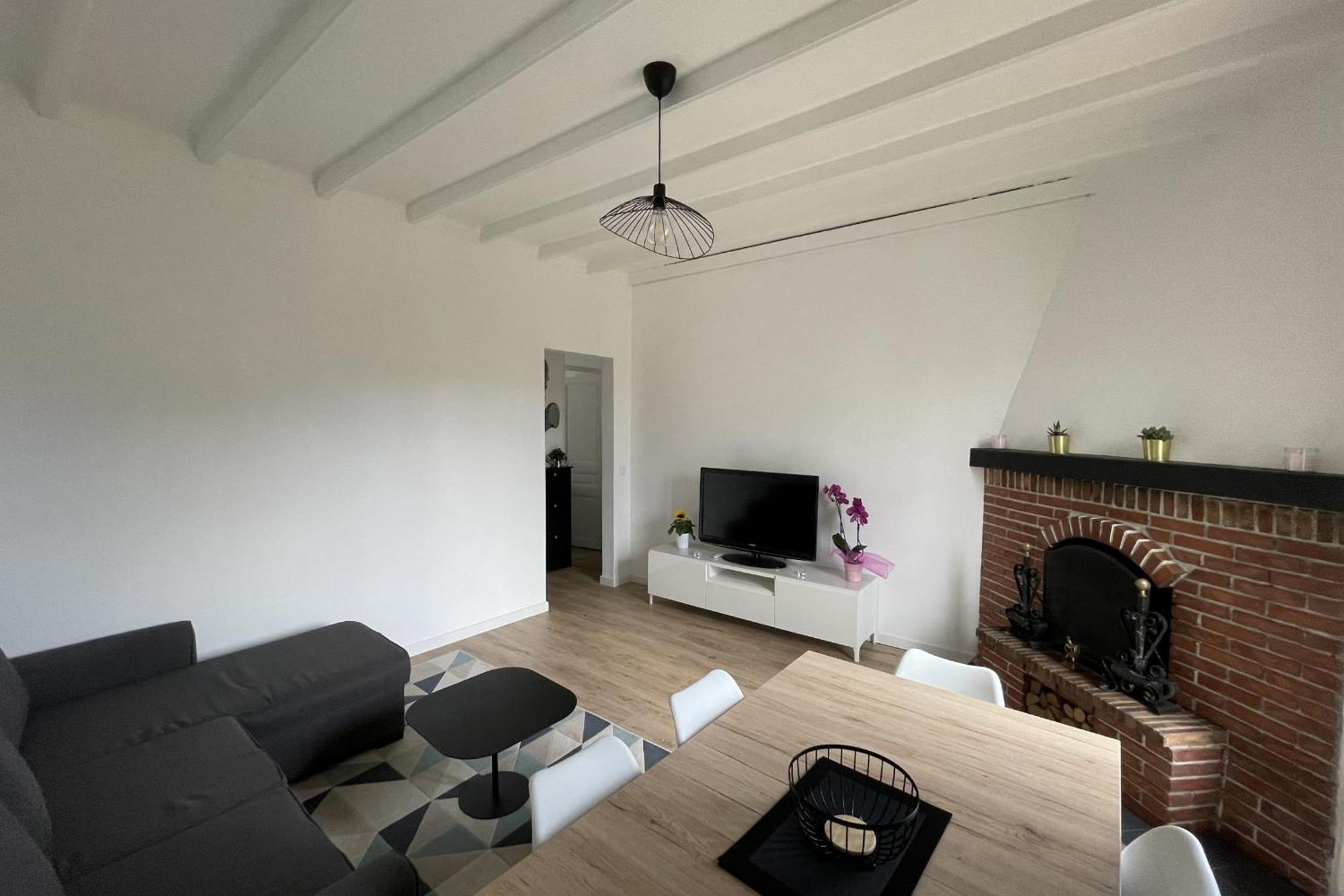 Apartment Bright T3 200m From The Close To Shops Antibes