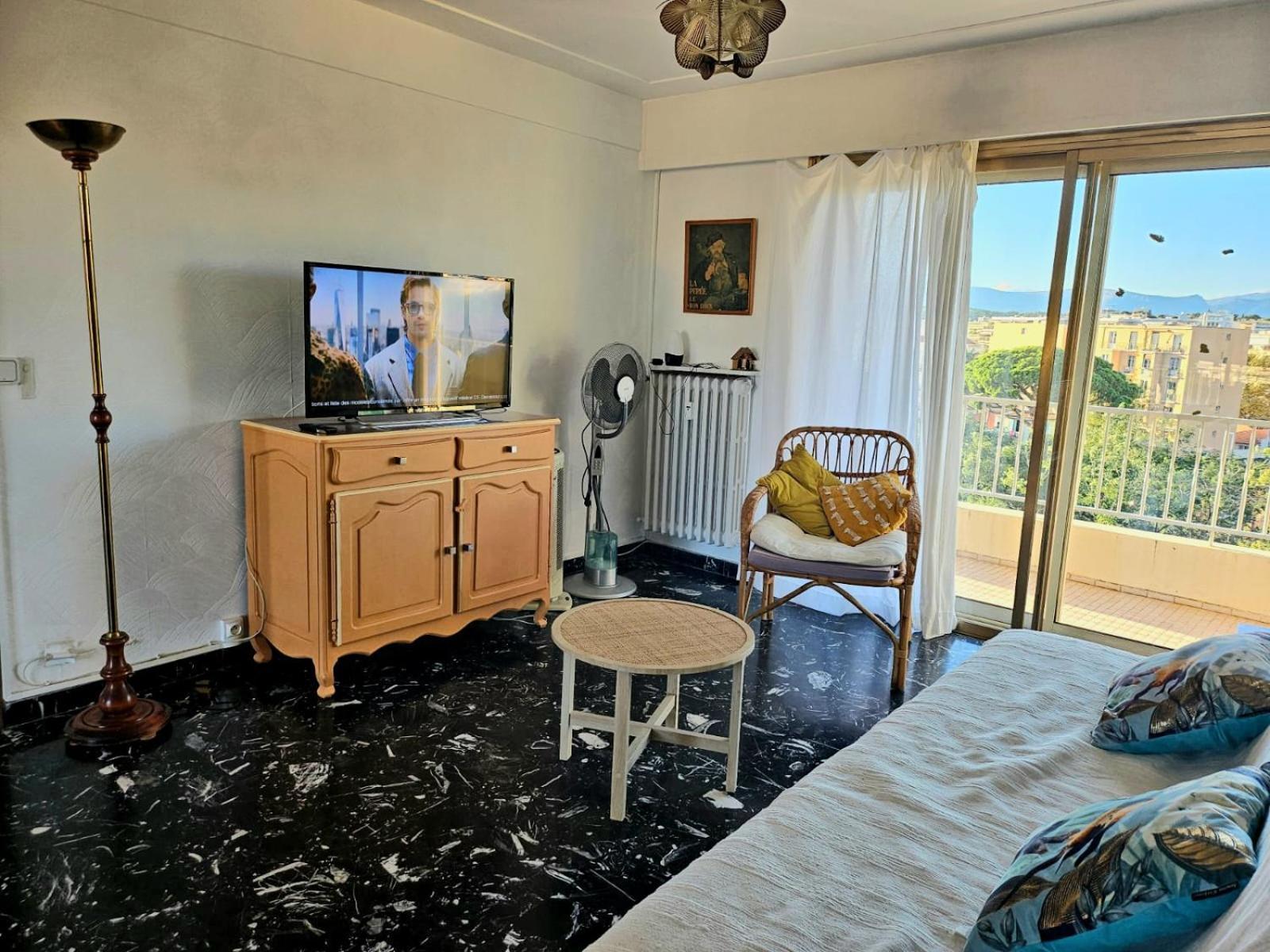 Apartment 3p Vue Centre Antibes