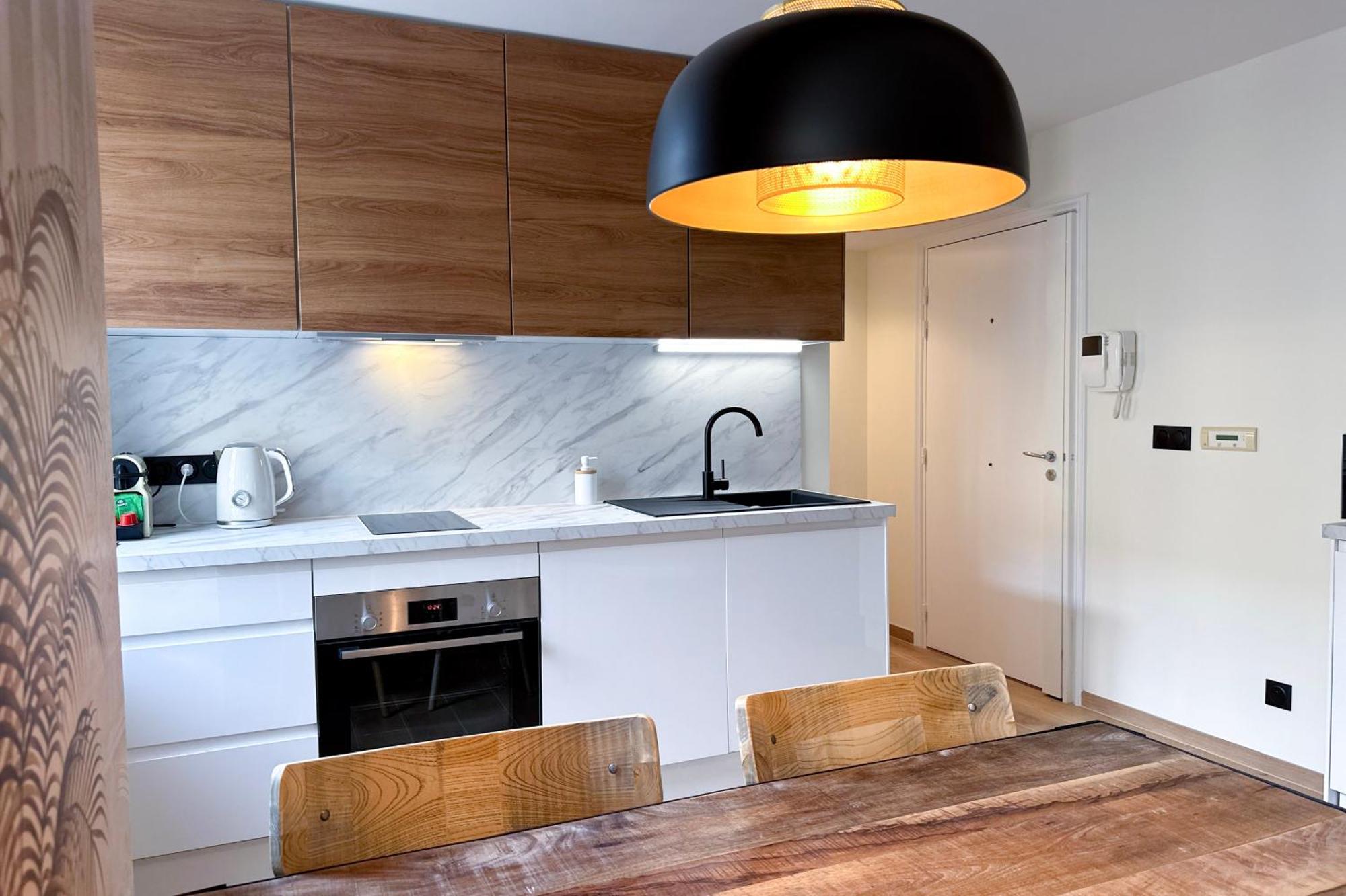 Apartment Mace Avec Dans Quartier Historique Exclusif Calme Coeur D'antibes Antibes