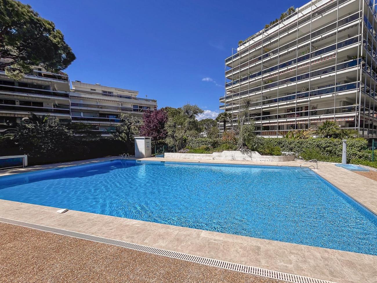 Appartement Cozy Juan Les Pins Calme Et Proximite
