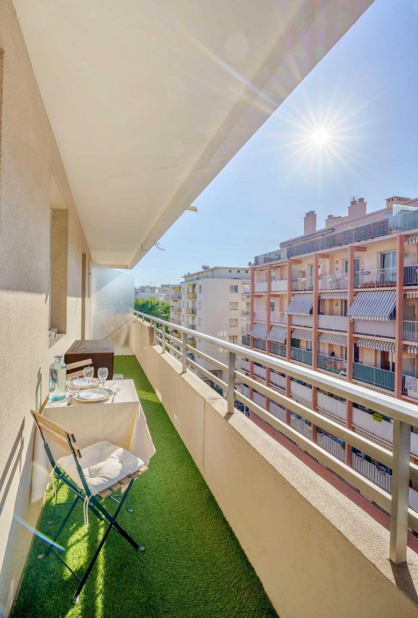 Appartement 100M Plage Stella Antibes *