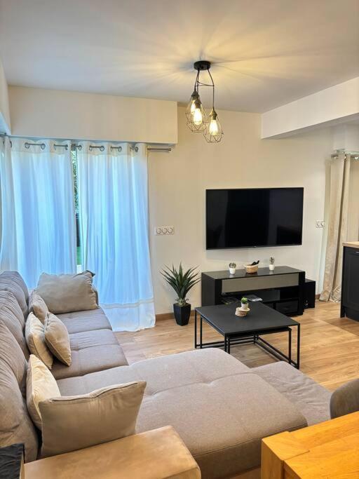 Apartment Elegant T3 Avec Jardin Privatif A 5 Min Des Plages