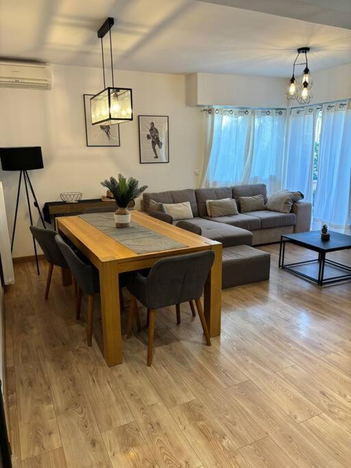 Elegant T3 Avec Jardin Privatif A 5 Min Des Plages Apartment