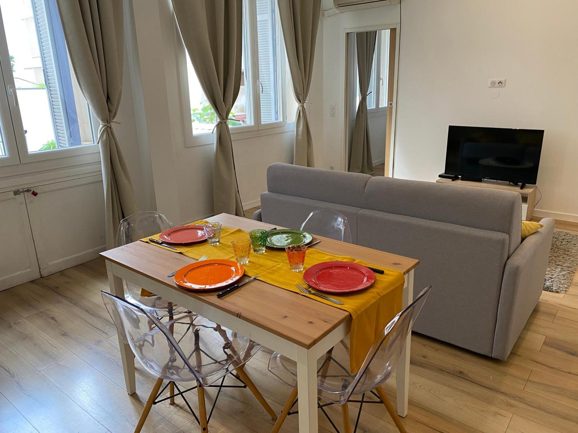 Peaceful Centre Apt- 5b Soleau-stayinantibes Apartment Antibes