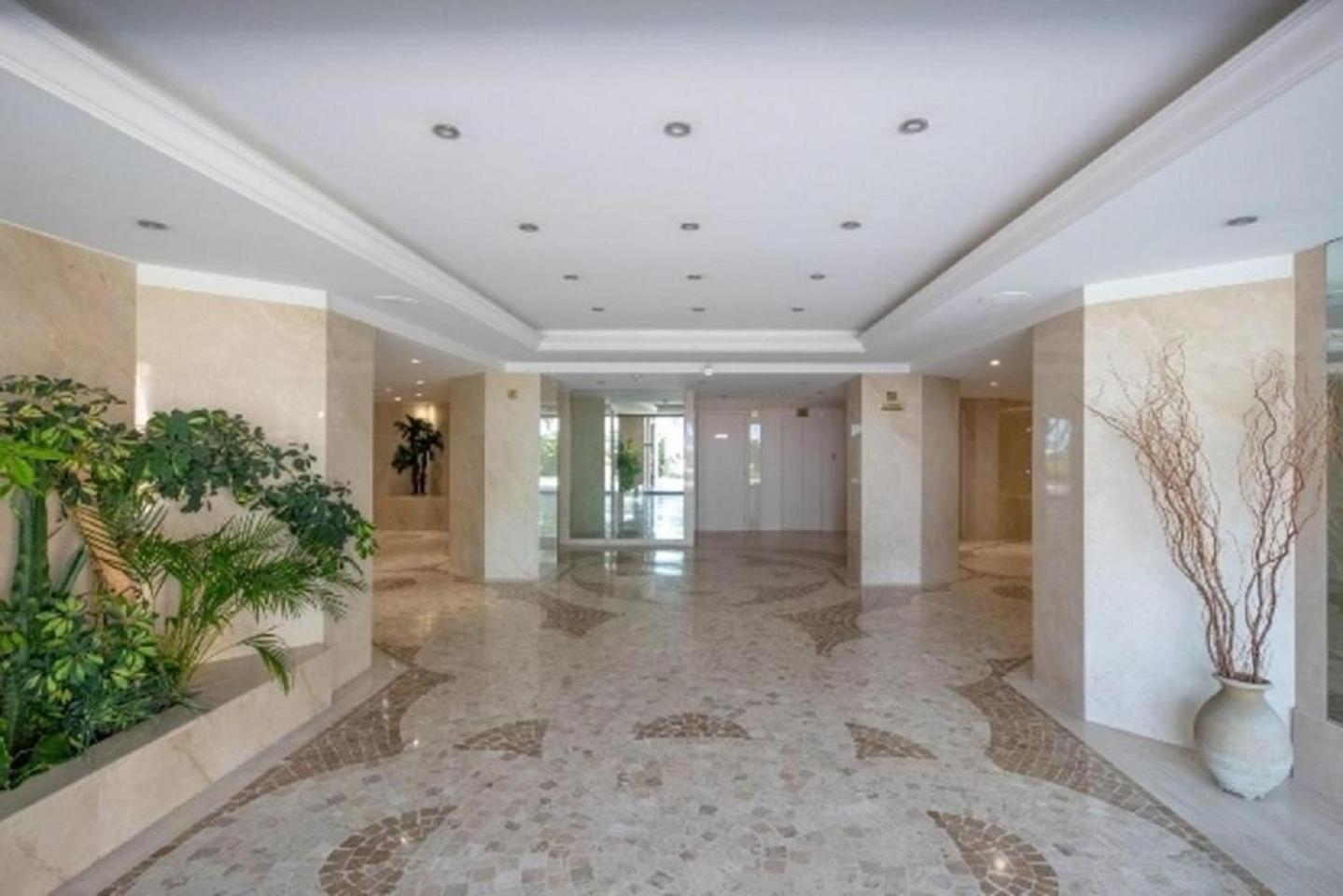 Apartment Center Bay T4 *