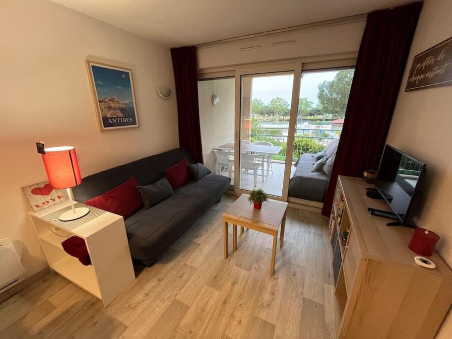 Appartement F2 Cozy Vue Mer, Piscine, Parking, A Pied !