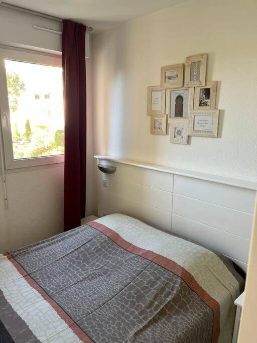 F2 Cozy Vue Mer, Piscine, Parking, A Pied ! Antibes
