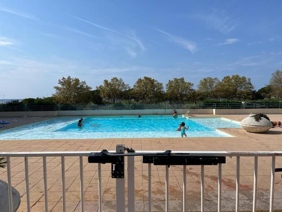 Appartement F2 Cozy Vue Mer, Piscine, Parking, A Pied ! Antibes