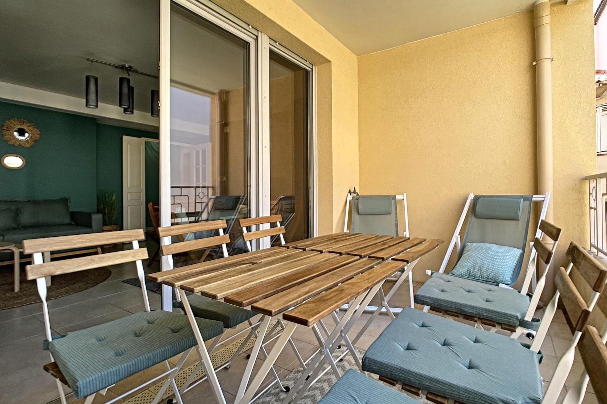 Apartment Centre Beau T3 6 P Terrasse Wifi Pkg Clim