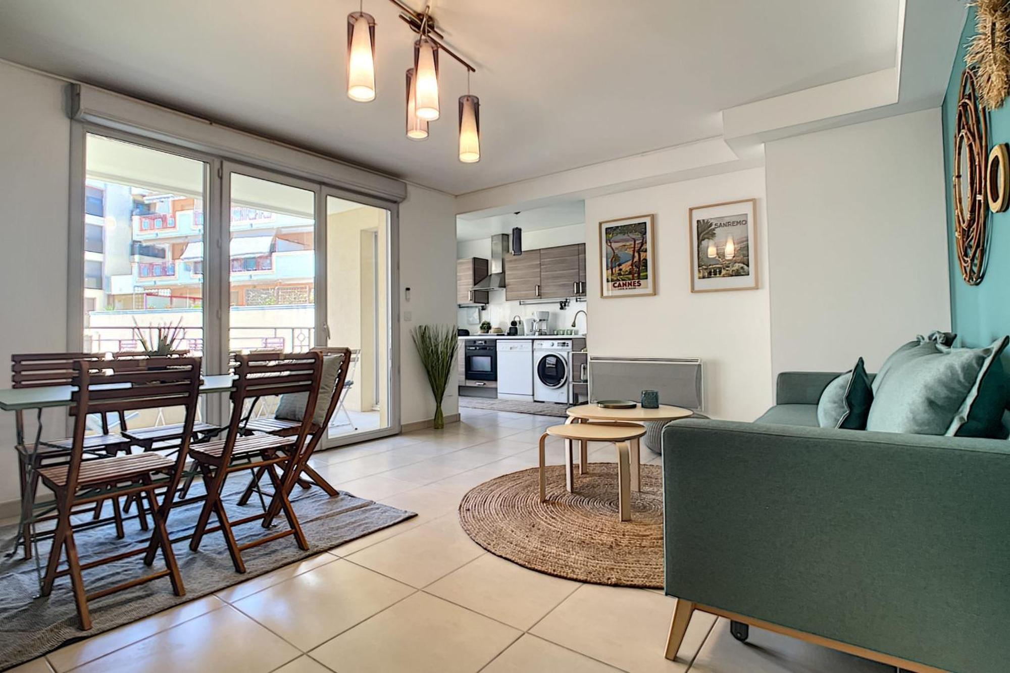 Apartment Centre Beau T3 6 P Terrasse Wifi Pkg Clim Antibes