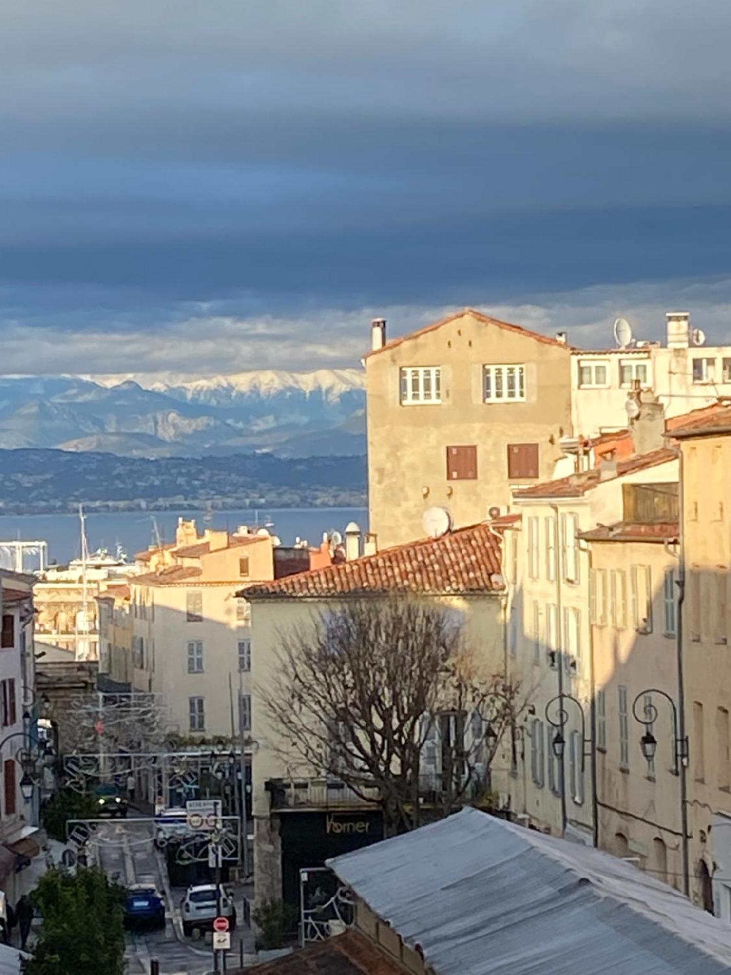 Sade - Central, Charming, For 6 Antibes