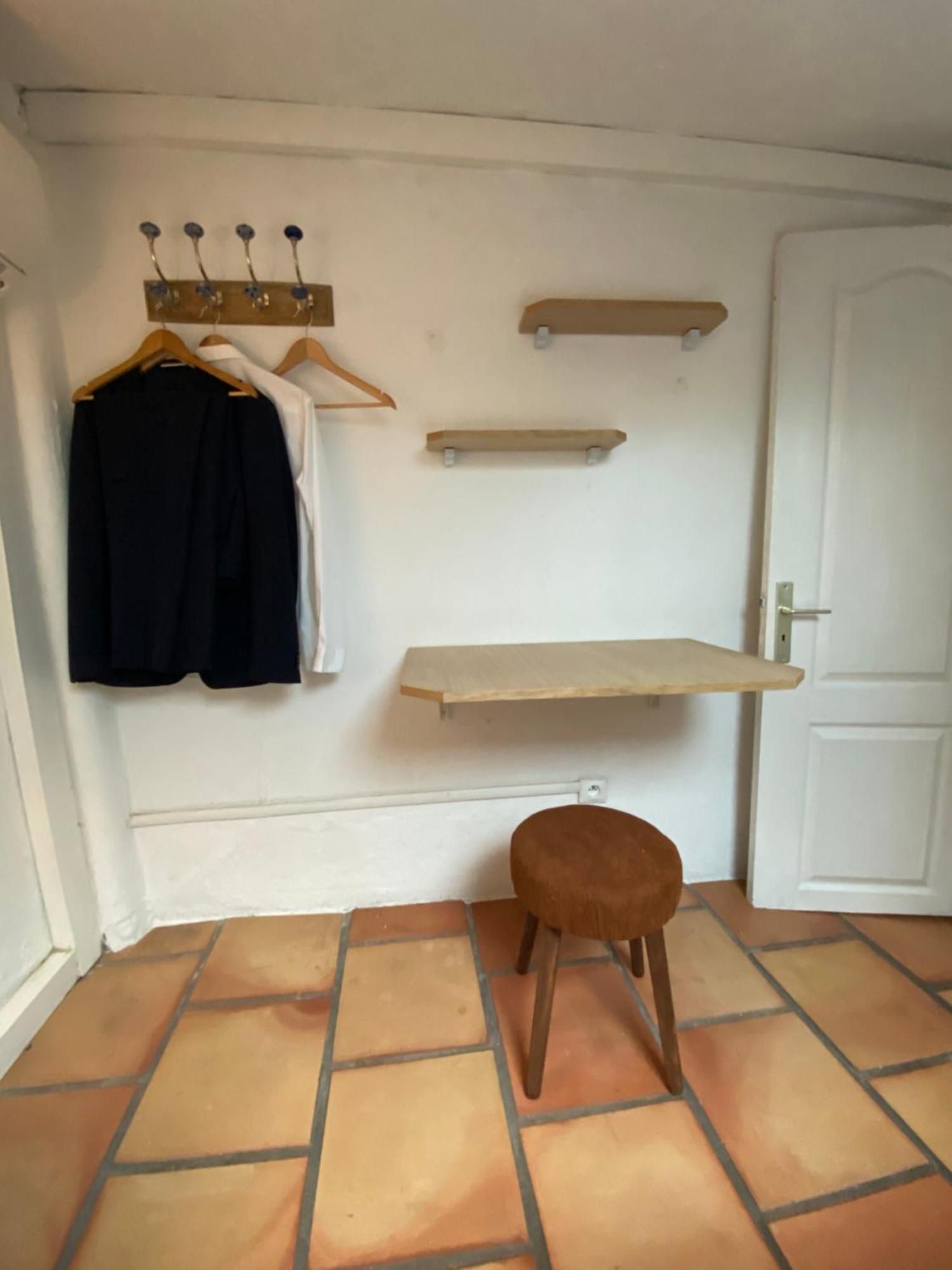 Sade - Central, Charming, For 6 * Antibes