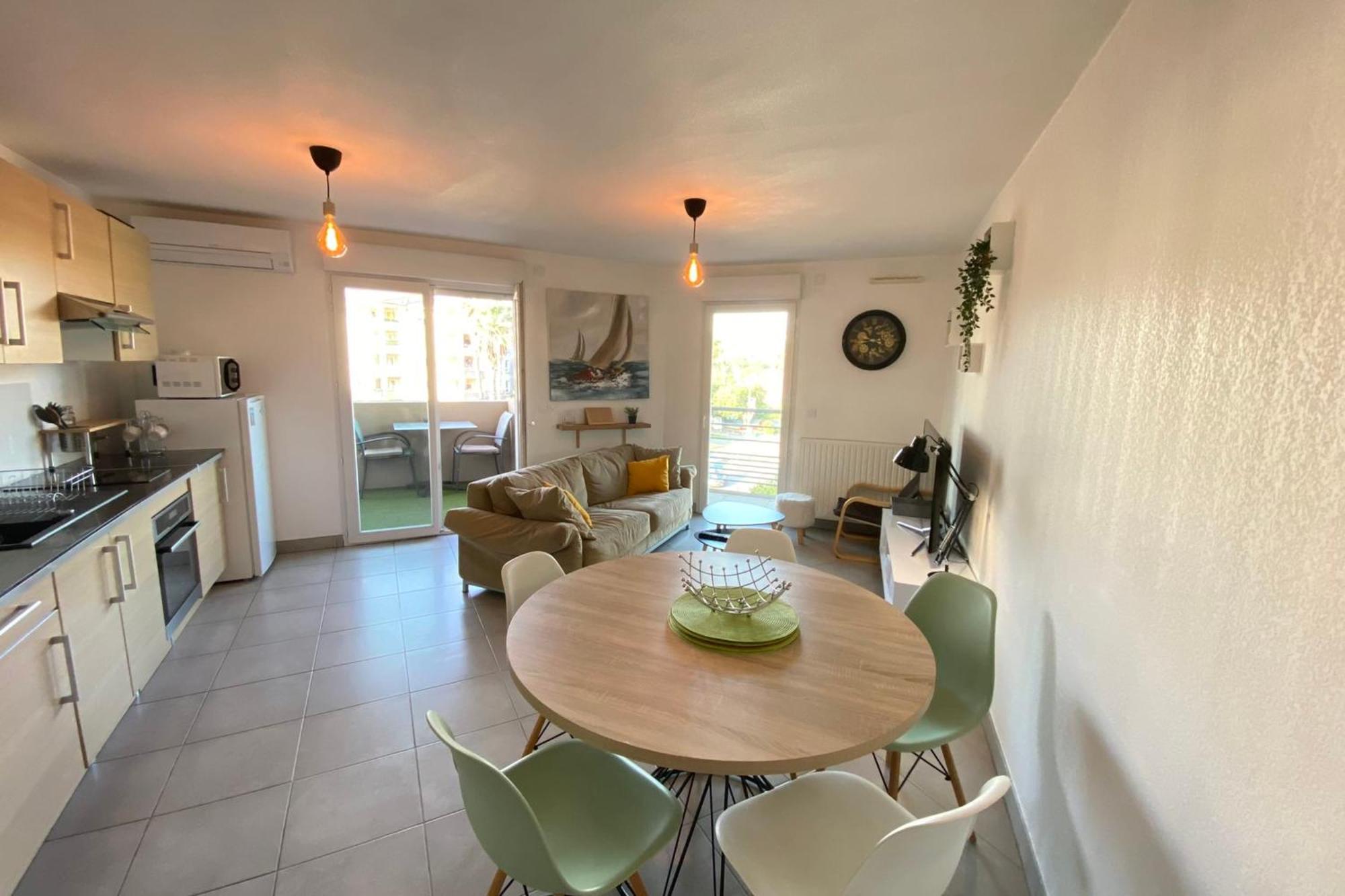 Apartment 06ch Beautiful T3 With Terrace - 300m Exflora Park