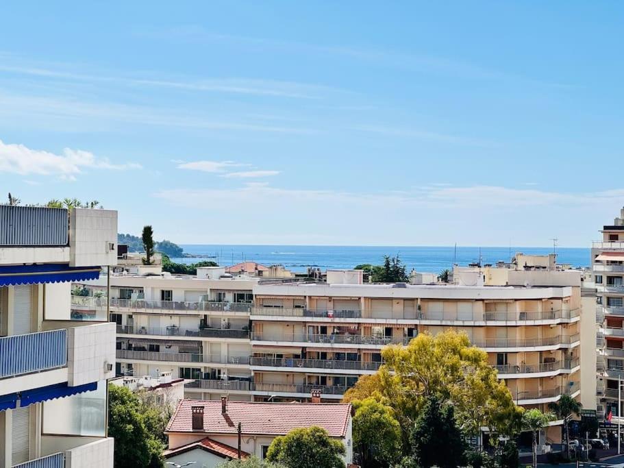 Le Pam's, De Standing Pour 4 Prs, Terrasse Et Parking * Antibes