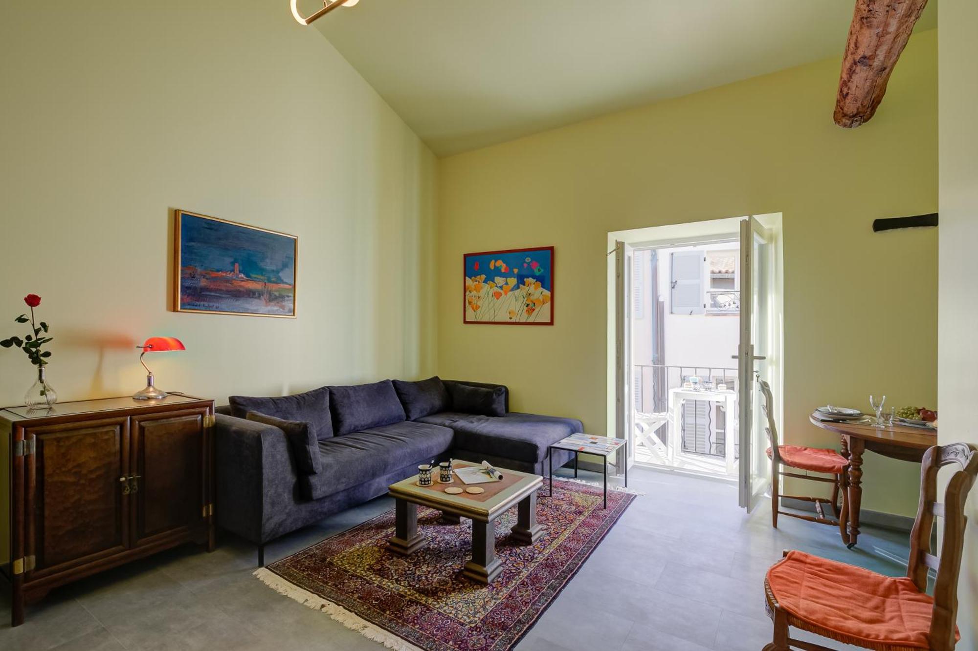 Apartment Mara Old Town - Happy *