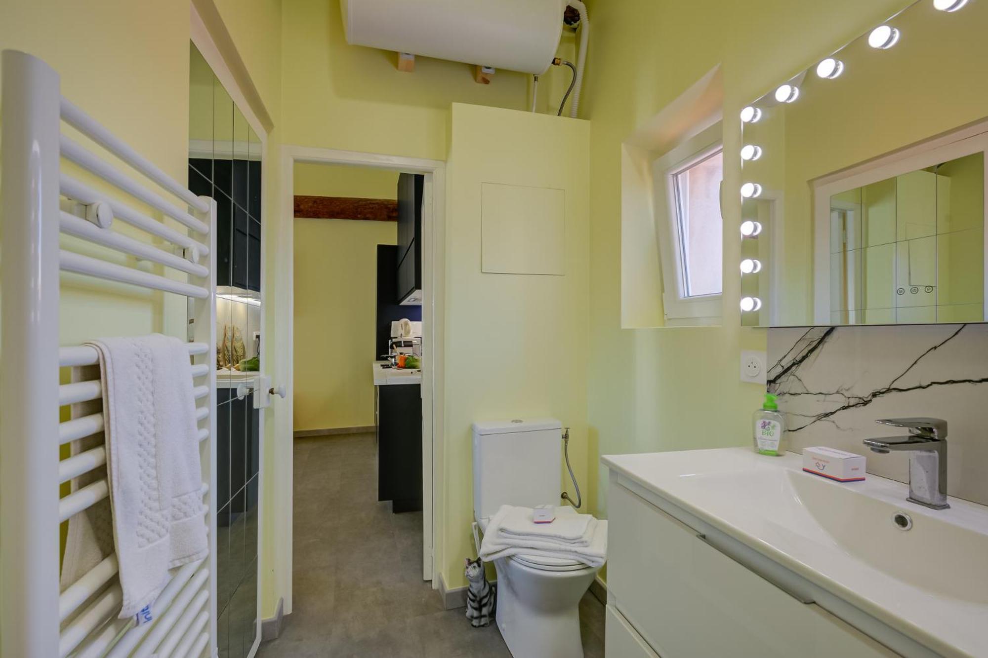 Mara Old Town - Happy Apartment *